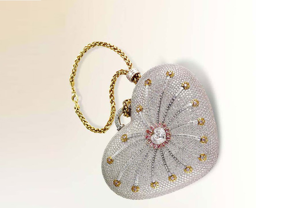 The 6 Most Luxurious Handbags In The World: Mouawad 1001 Nights Diamond Purse
