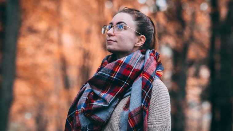 Scarves and Shawls 101—Elegant, Cozy & Always in Style